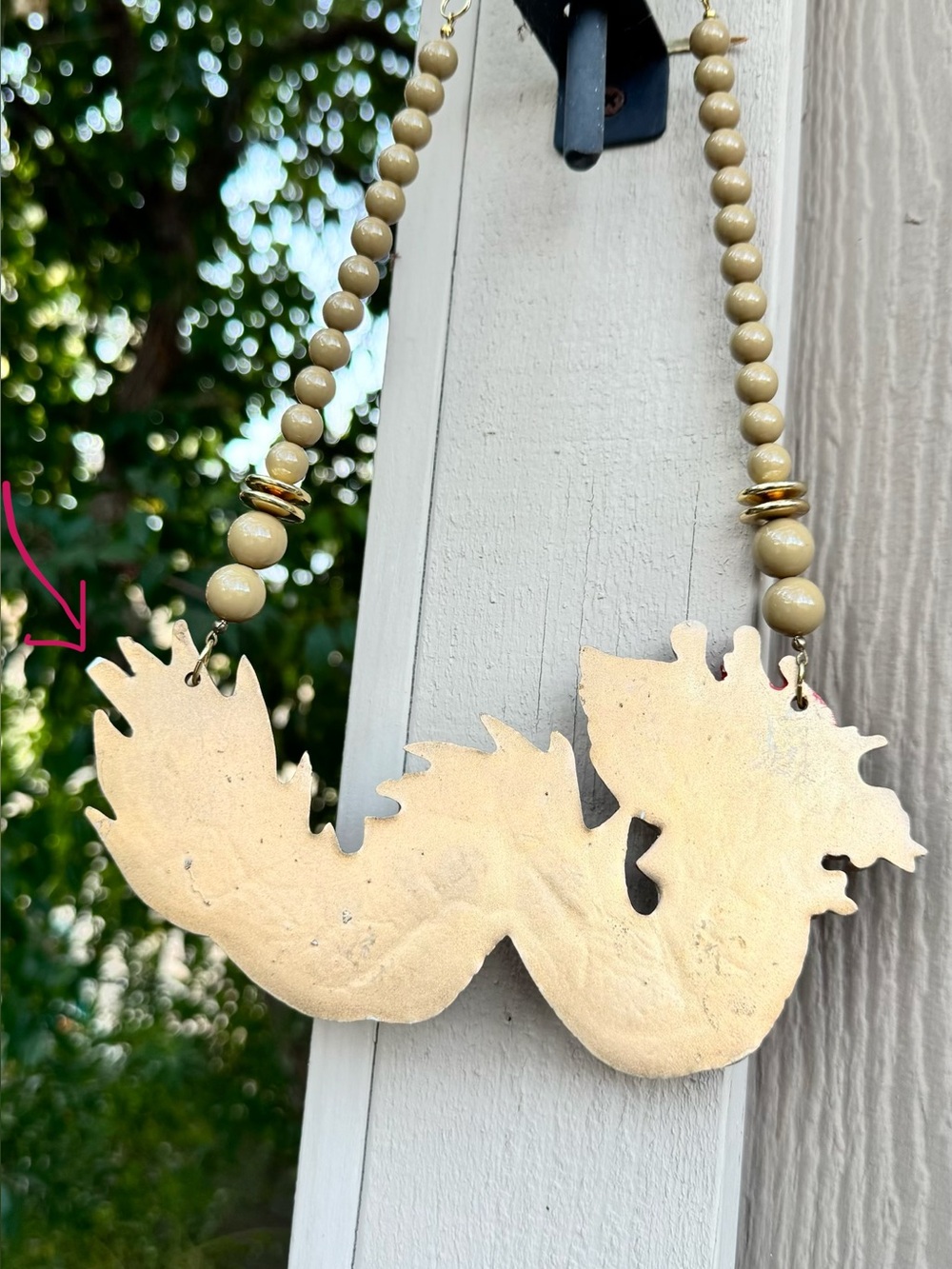 🐉 Bold Gold Tone Dragon Statement Necklace Beaded Red Rhinestone Eyes - Picture 10 of 10